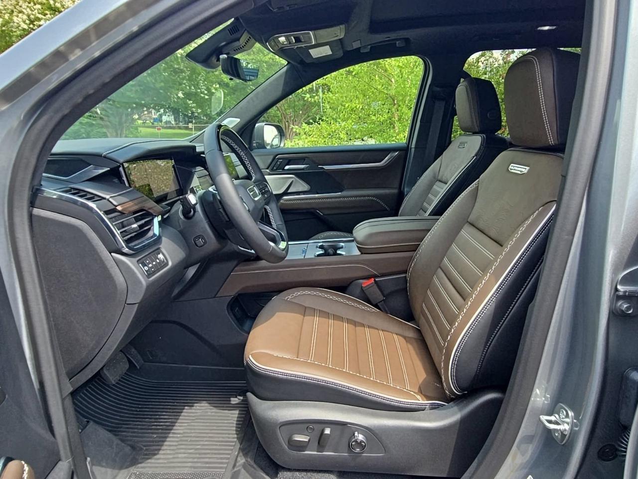 2026 GMC Acadia Denali Ultimate Fredericksburg VA