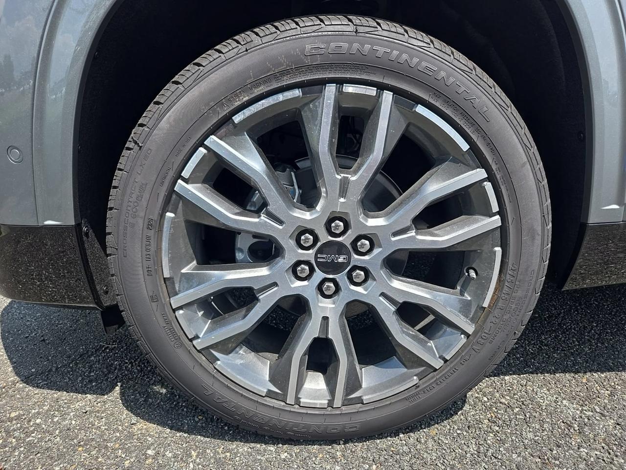 2026 GMC Acadia Denali Ultimate Fredericksburg VA