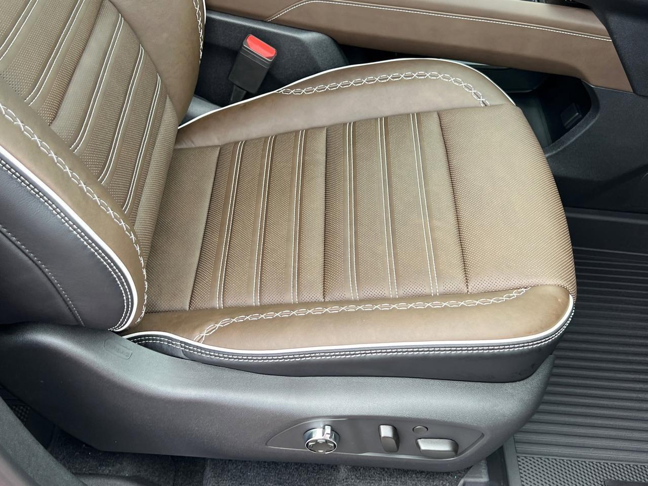 2026 GMC Acadia Denali Ultimate Hagerstown MD