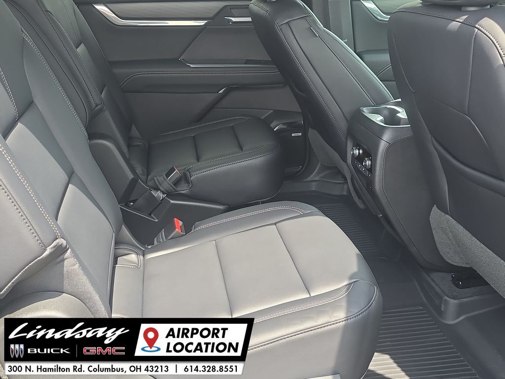 2026 GMC Acadia Elevation Columbus OH