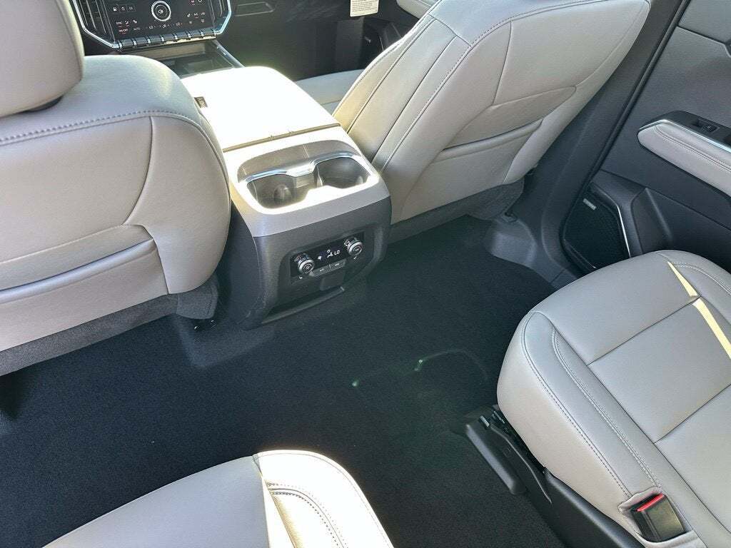 2026 GMC Acadia Elevation Tucson AZ
