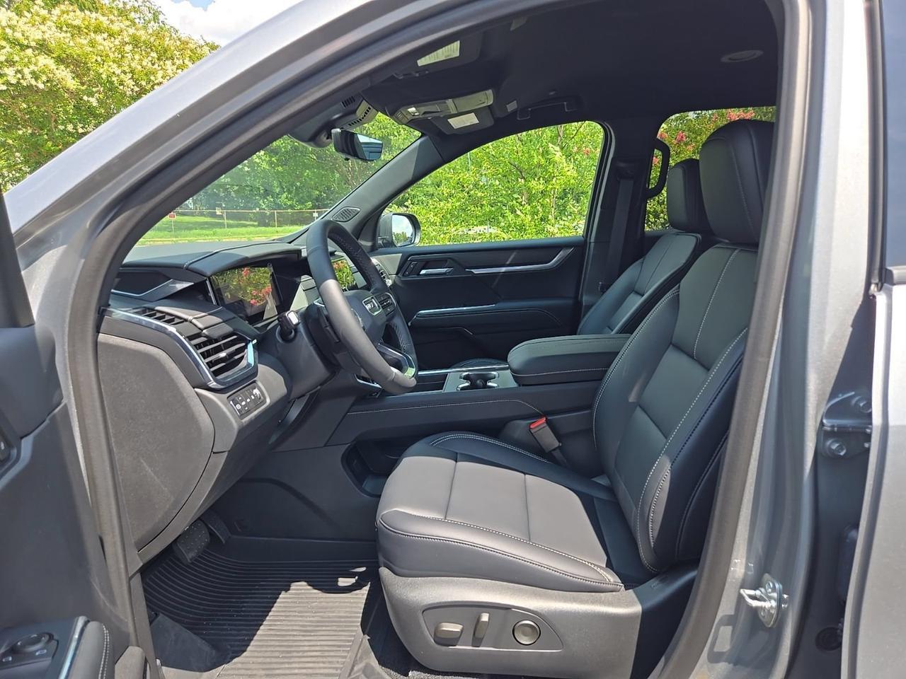 2026 GMC Acadia Elevation Fredericksburg VA