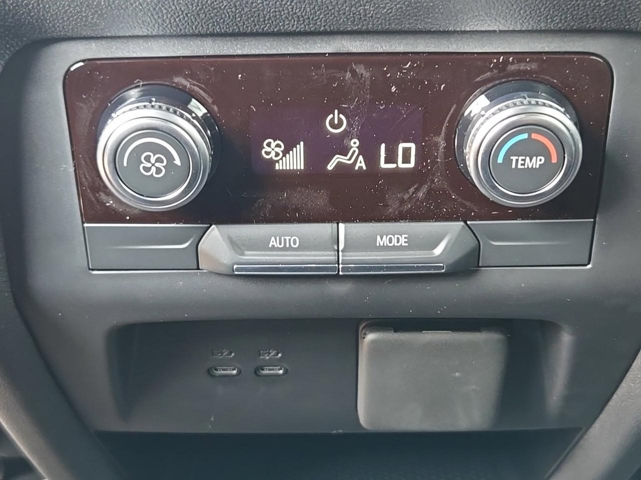 2026 GMC Acadia Elevation Fredericksburg VA