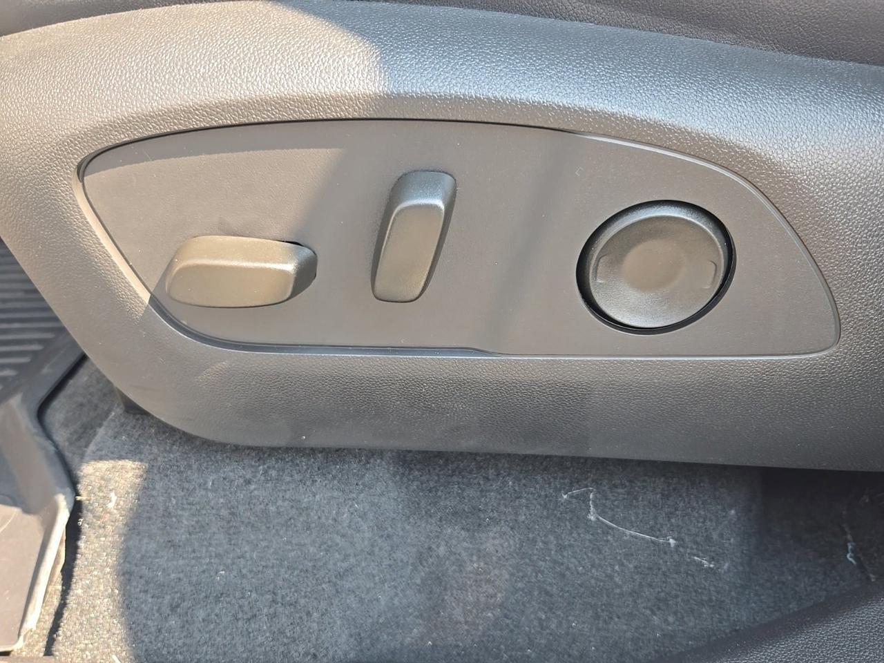2026 GMC Acadia Elevation Fredericksburg VA
