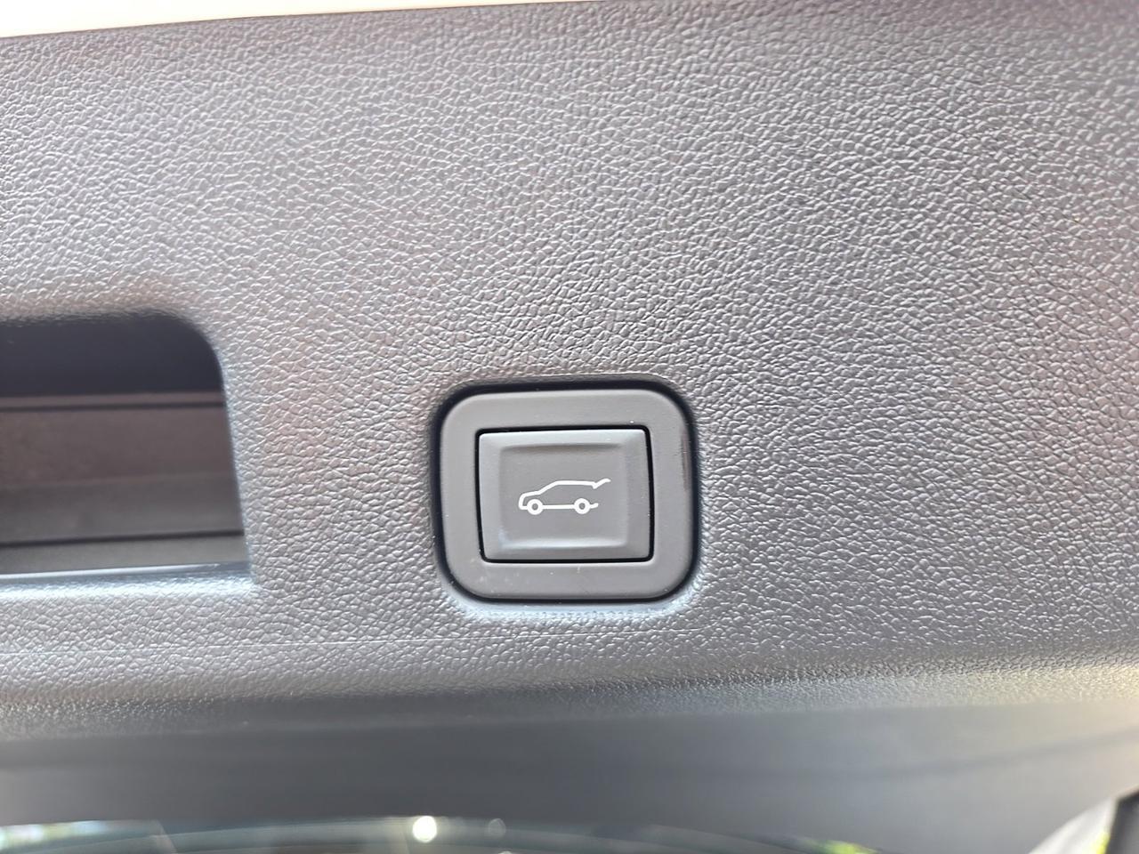 2026 GMC Acadia Elevation Fredericksburg VA