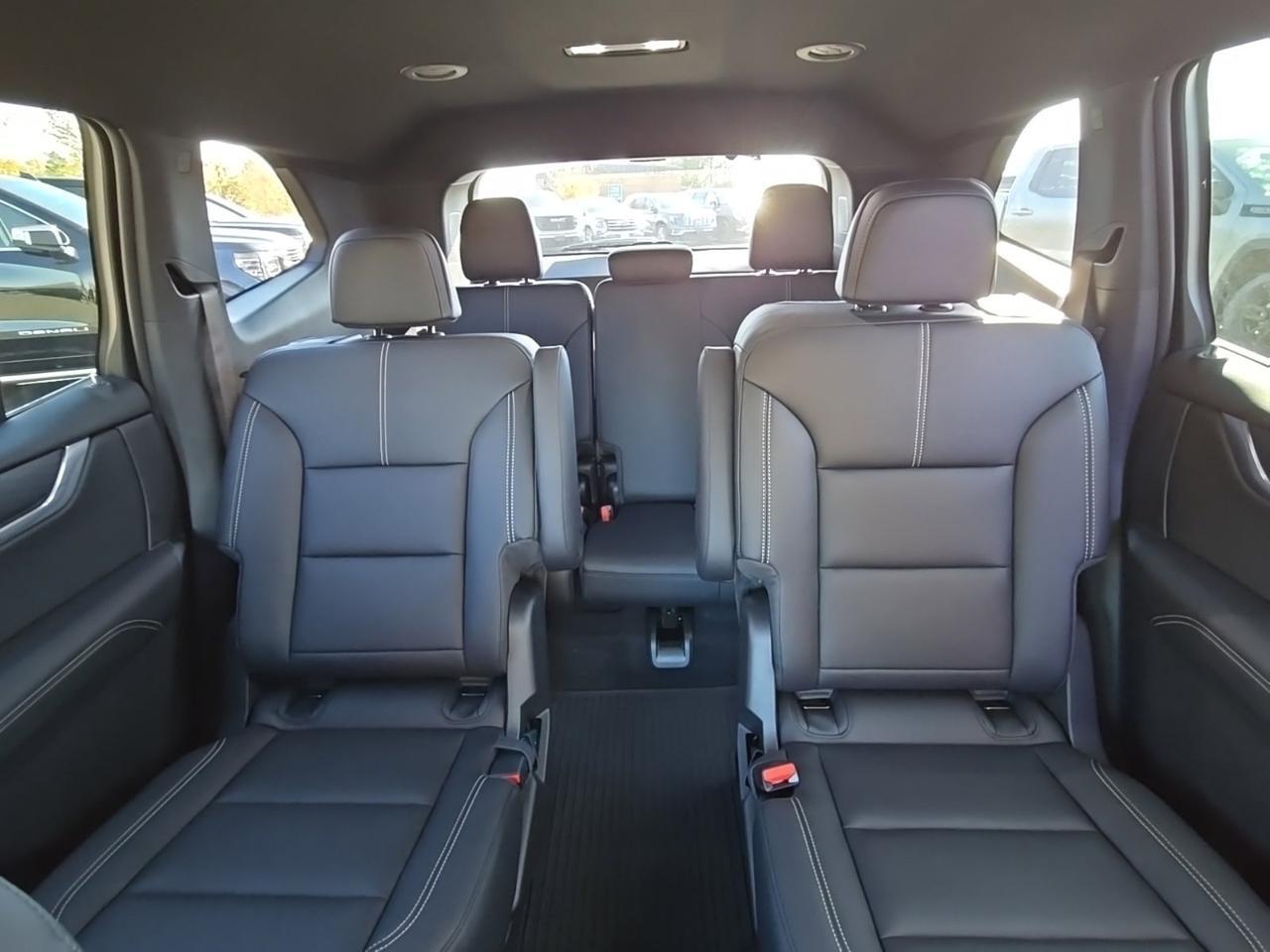 2026 GMC Acadia Elevation Fredericksburg VA