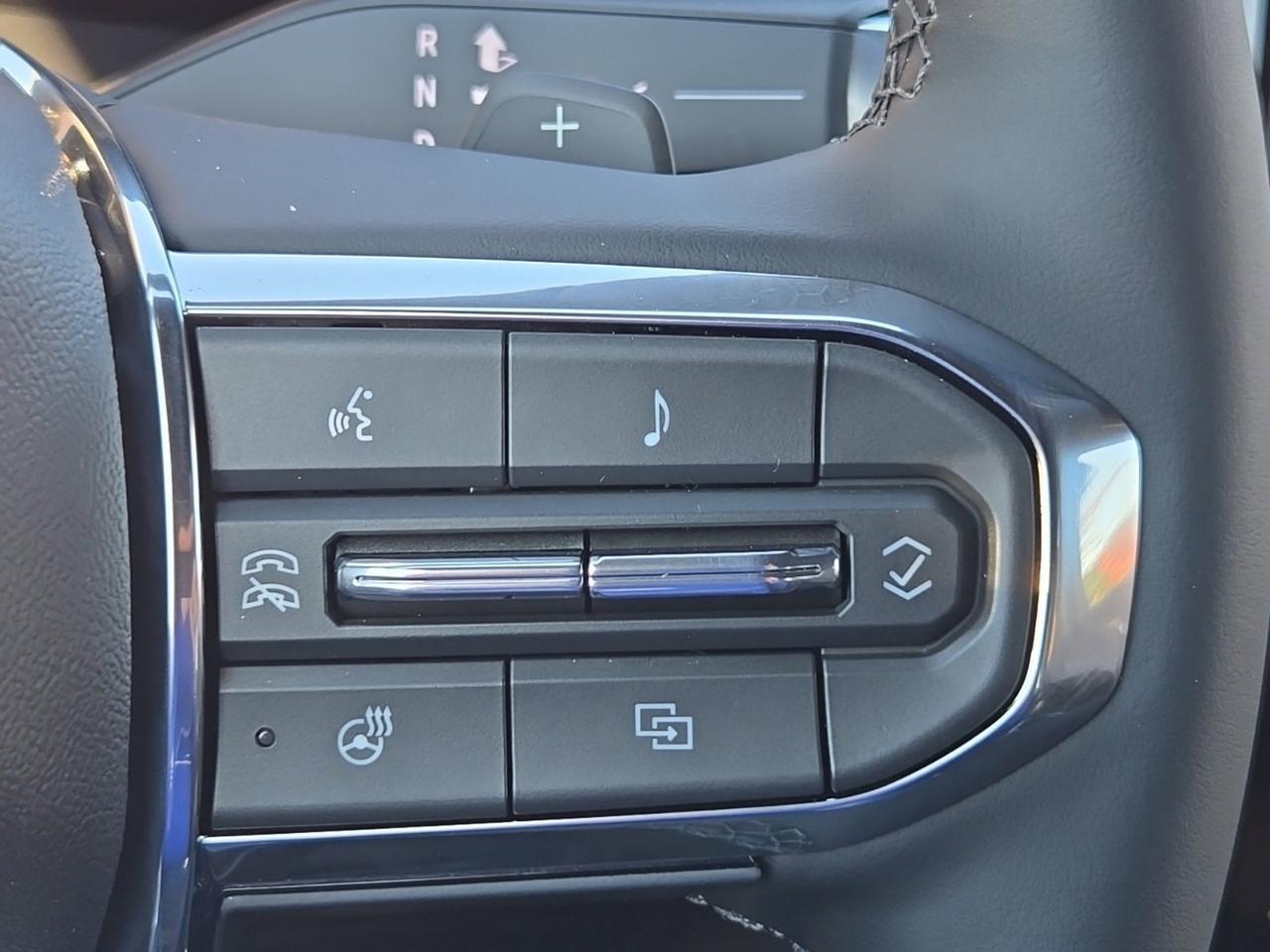 2026 GMC Acadia Elevation Fredericksburg VA