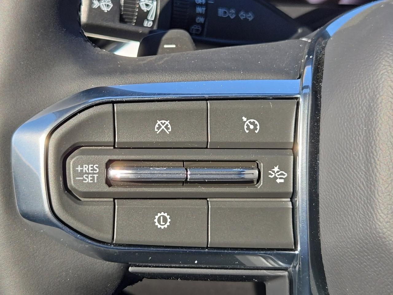 2026 GMC Acadia Elevation Fredericksburg VA