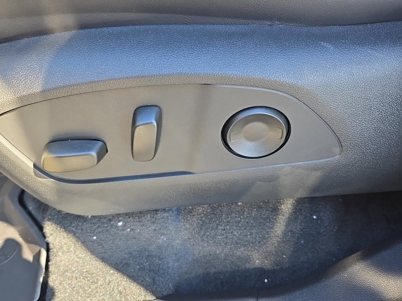 2026 GMC Acadia Elevation Fredericksburg VA