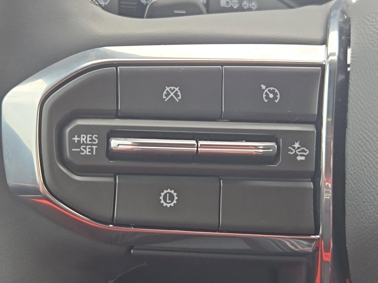 2026 GMC Acadia Elevation Fredericksburg VA