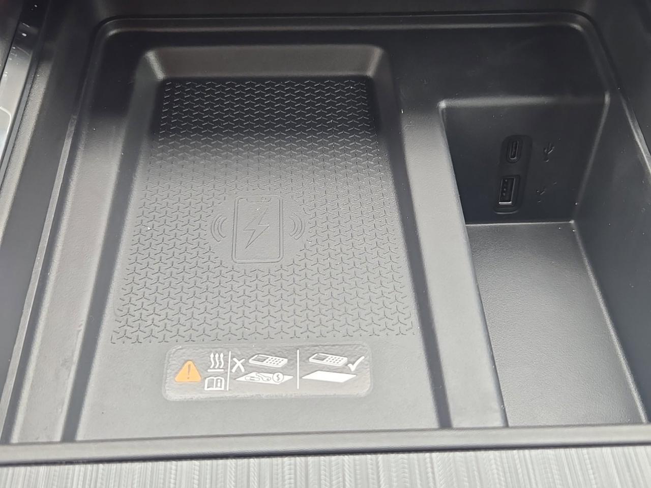 2026 GMC Acadia Elevation Fredericksburg VA