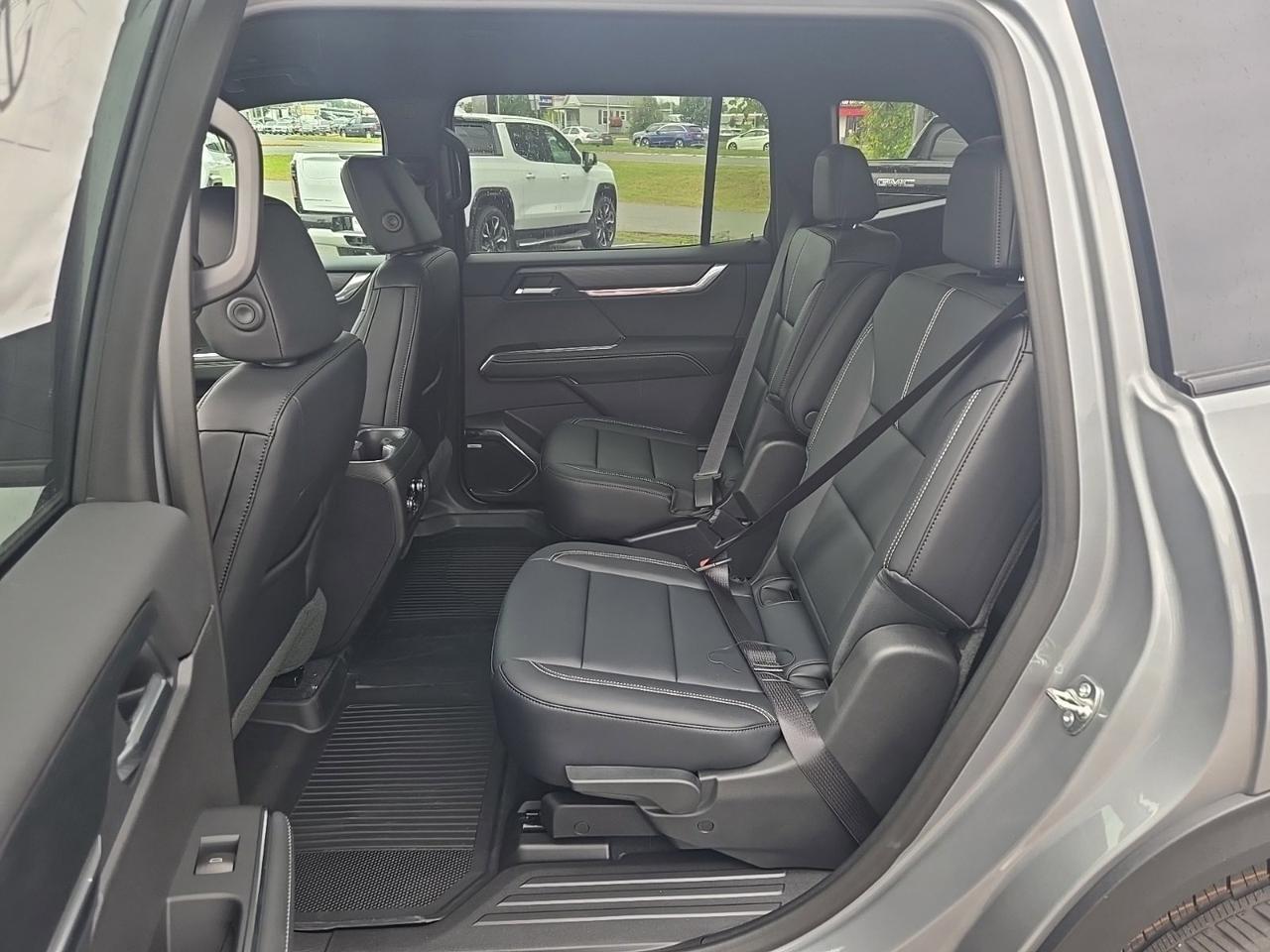 2026 GMC Acadia Elevation Fredericksburg VA