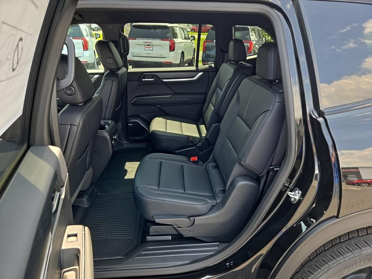 2026 GMC Acadia Elevation Fredericksburg VA