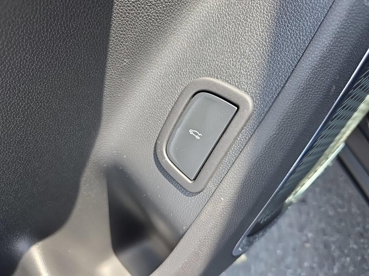 2026 GMC Acadia Elevation Fredericksburg VA
