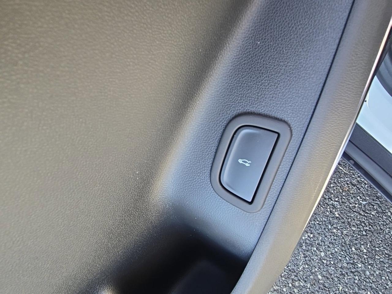 2026 GMC Acadia Elevation Fredericksburg VA