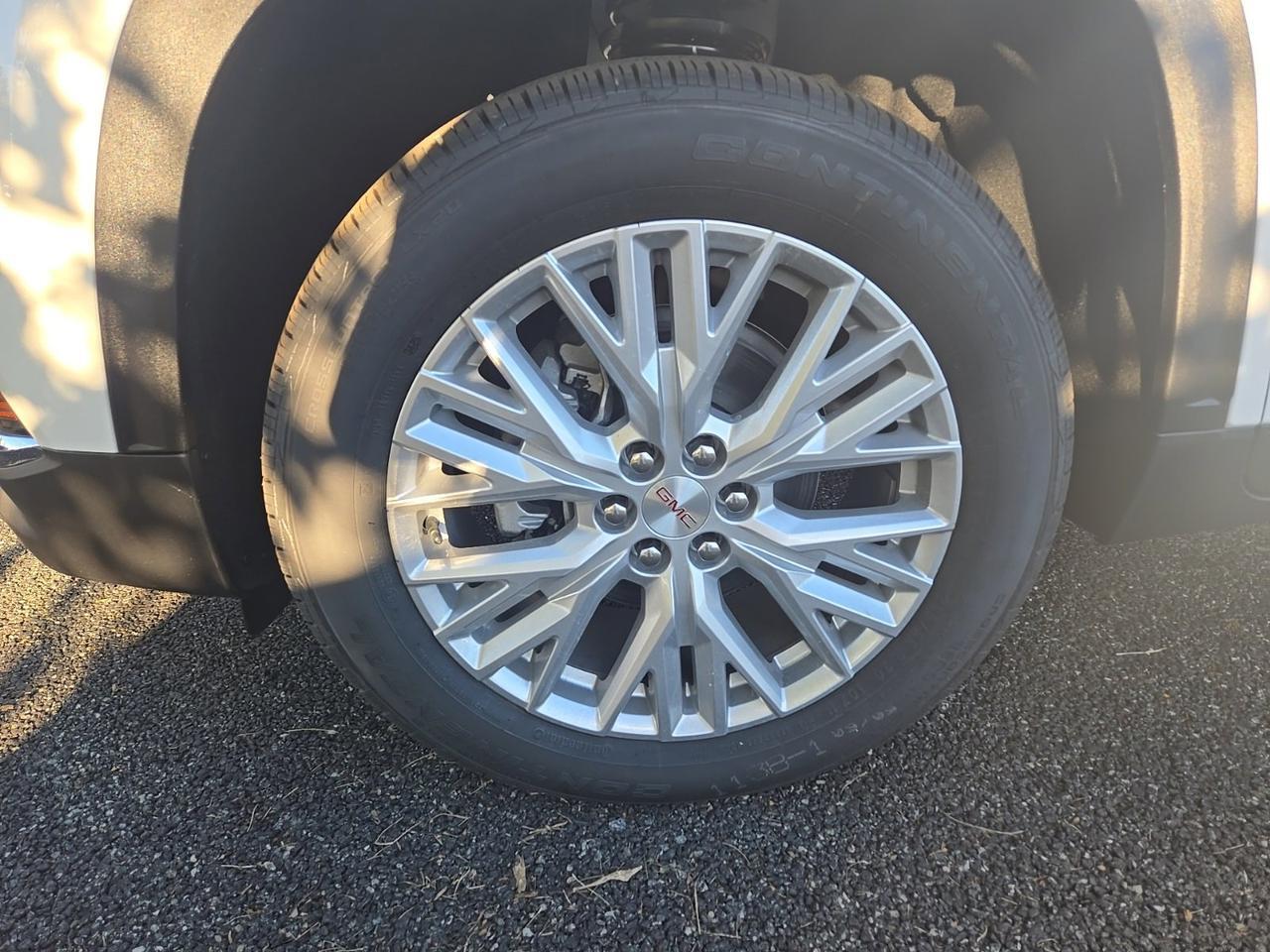 2026 GMC Acadia Elevation Fredericksburg VA