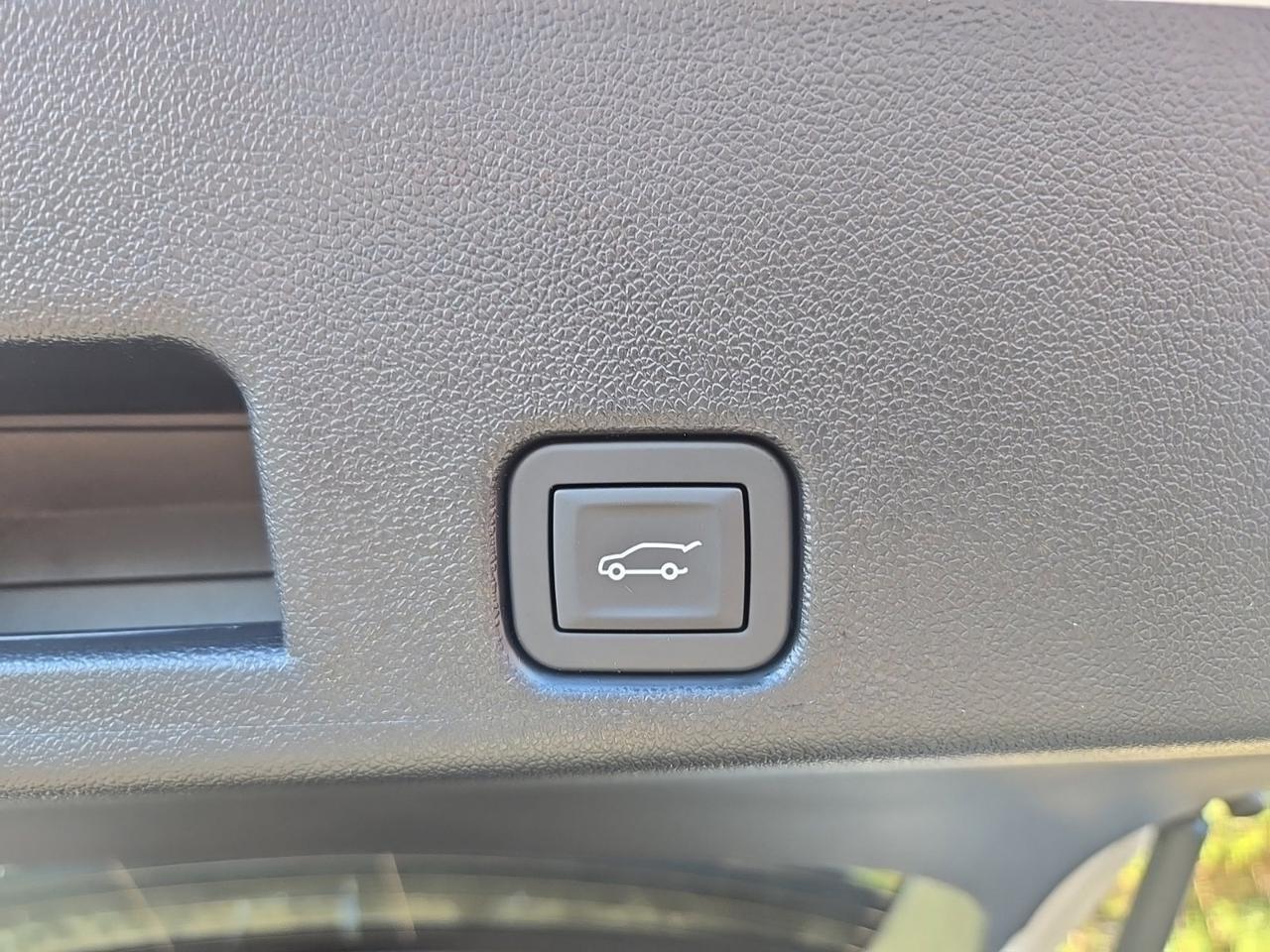 2026 GMC Acadia Elevation Fredericksburg VA