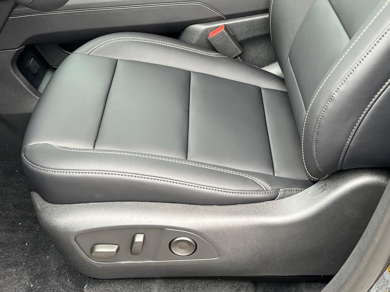 2026 GMC Acadia Elevation Hagerstown MD