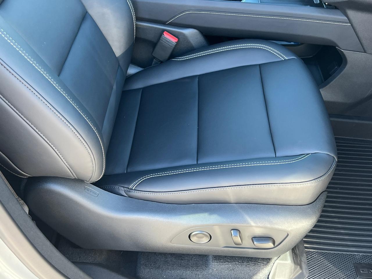 2026 GMC Acadia Elevation Hagerstown MD