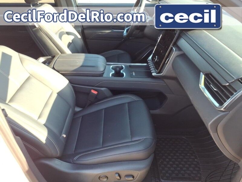 2026 GMC Acadia FWD Elevation
