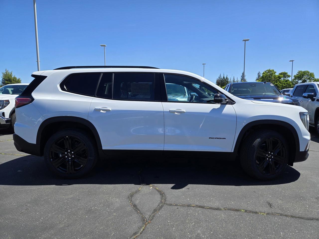 2026 GMC Acadia FWD Elevation