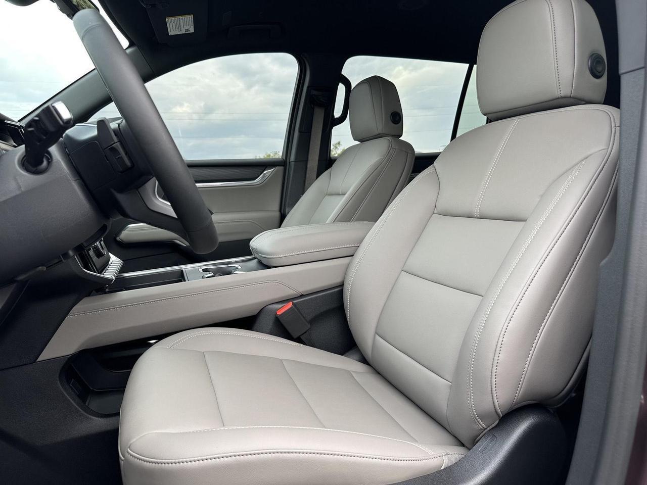 2026 GMC Acadia FWD Elevation Tucson AZ