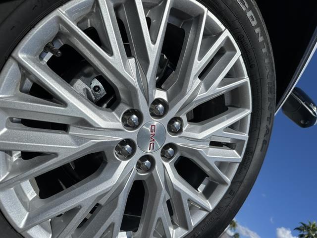 2026 GMC Acadia FWD Elevation