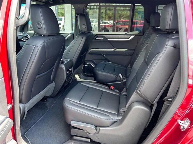 2026 GMC Acadia FWD Elevation Farmington MO