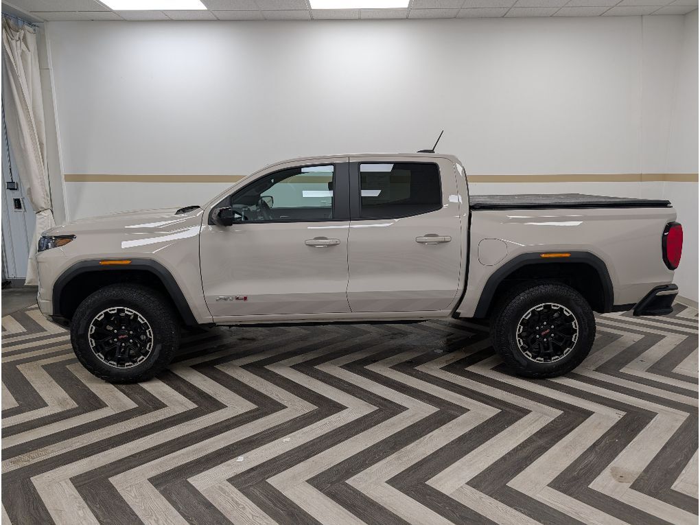 2026 GMC Canyon 4WD AT4 Gasoline