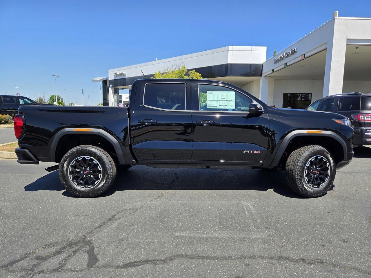 2026 GMC Canyon 4WD AT4