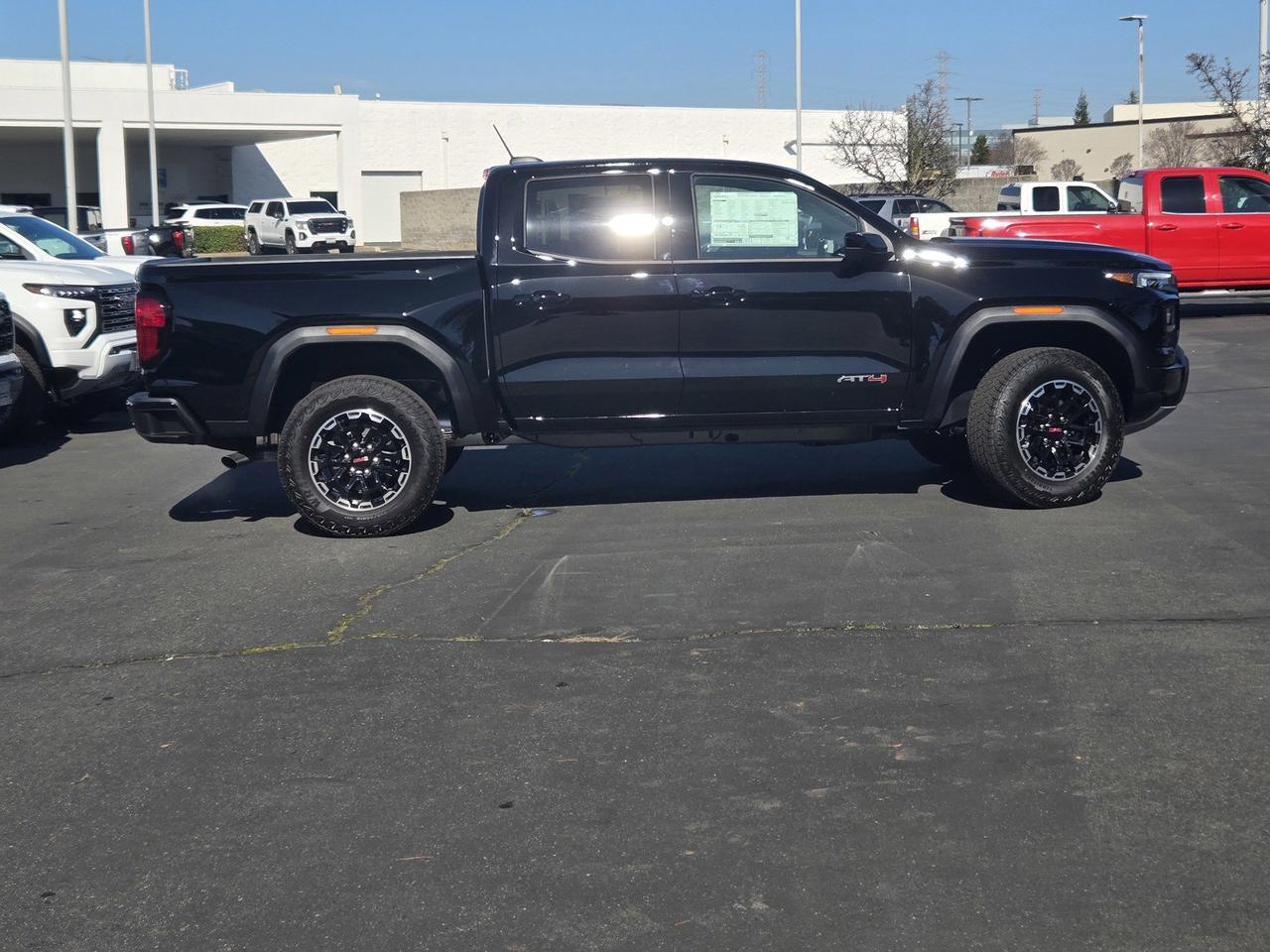 2026 GMC Canyon 4WD AT4