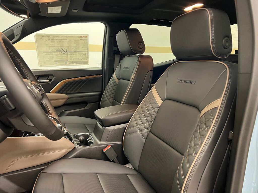 2026 GMC Canyon 4WD Denali