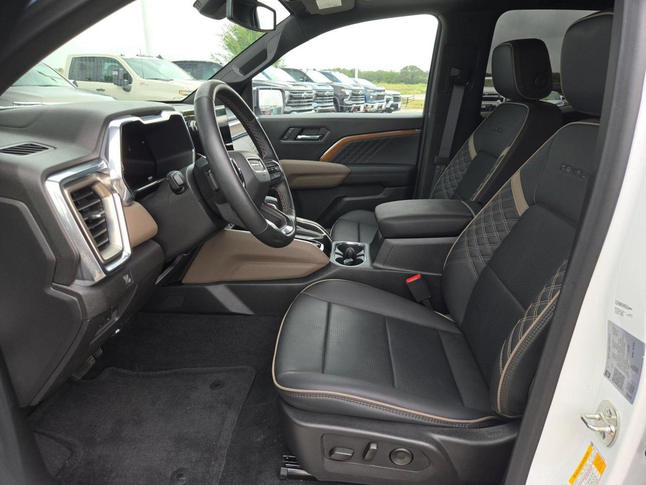 2026 GMC Canyon Denali - Photo 9