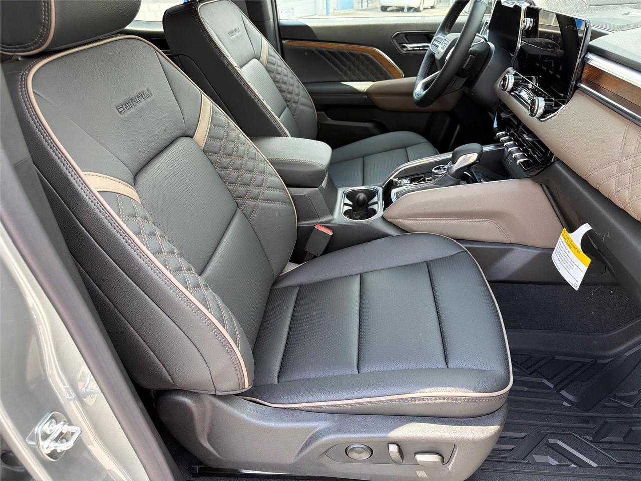 2026 GMC Canyon 4WD Denali Hagerstown MD