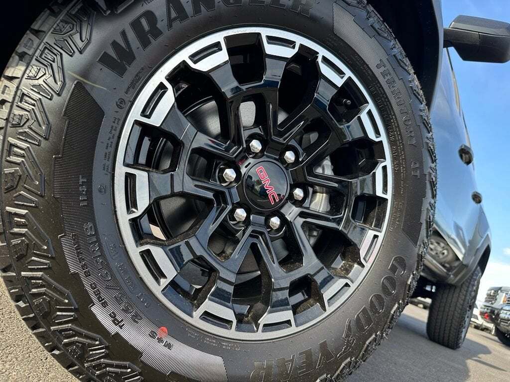 2026 GMC Canyon AT4 Tucson AZ