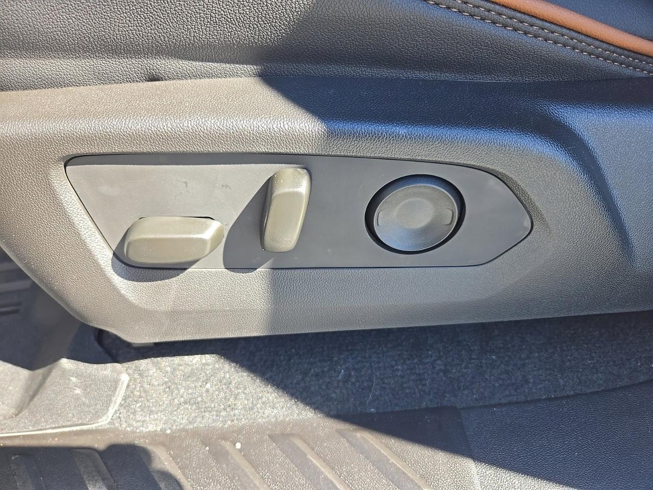 2026 GMC Canyon AT4 Fredericksburg VA