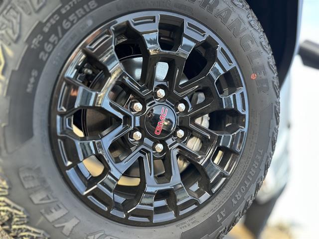 2026 GMC Canyon CREW ELEVATION