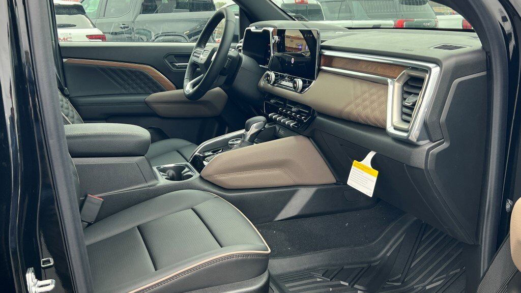 2026 GMC Canyon Denali Fredericksburg VA