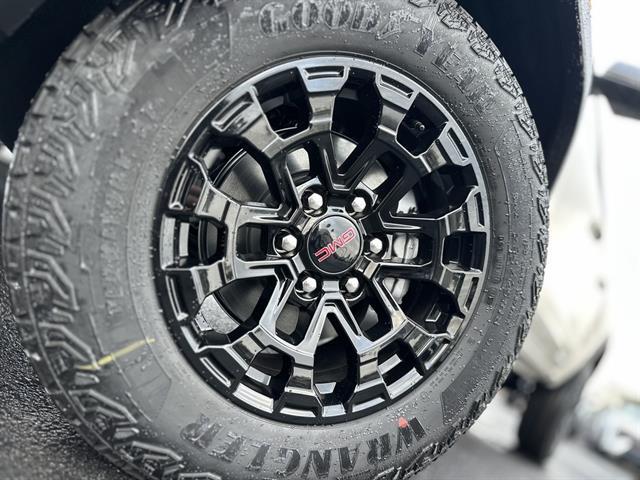 2026 GMC Canyon Elevation, RWD Tucson AZ