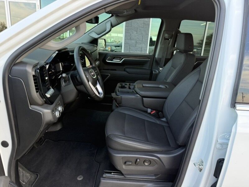 2026 GMC Sierra 1500 5.3L V8 4x4 12k mi's SLT Leather Collinsville OK