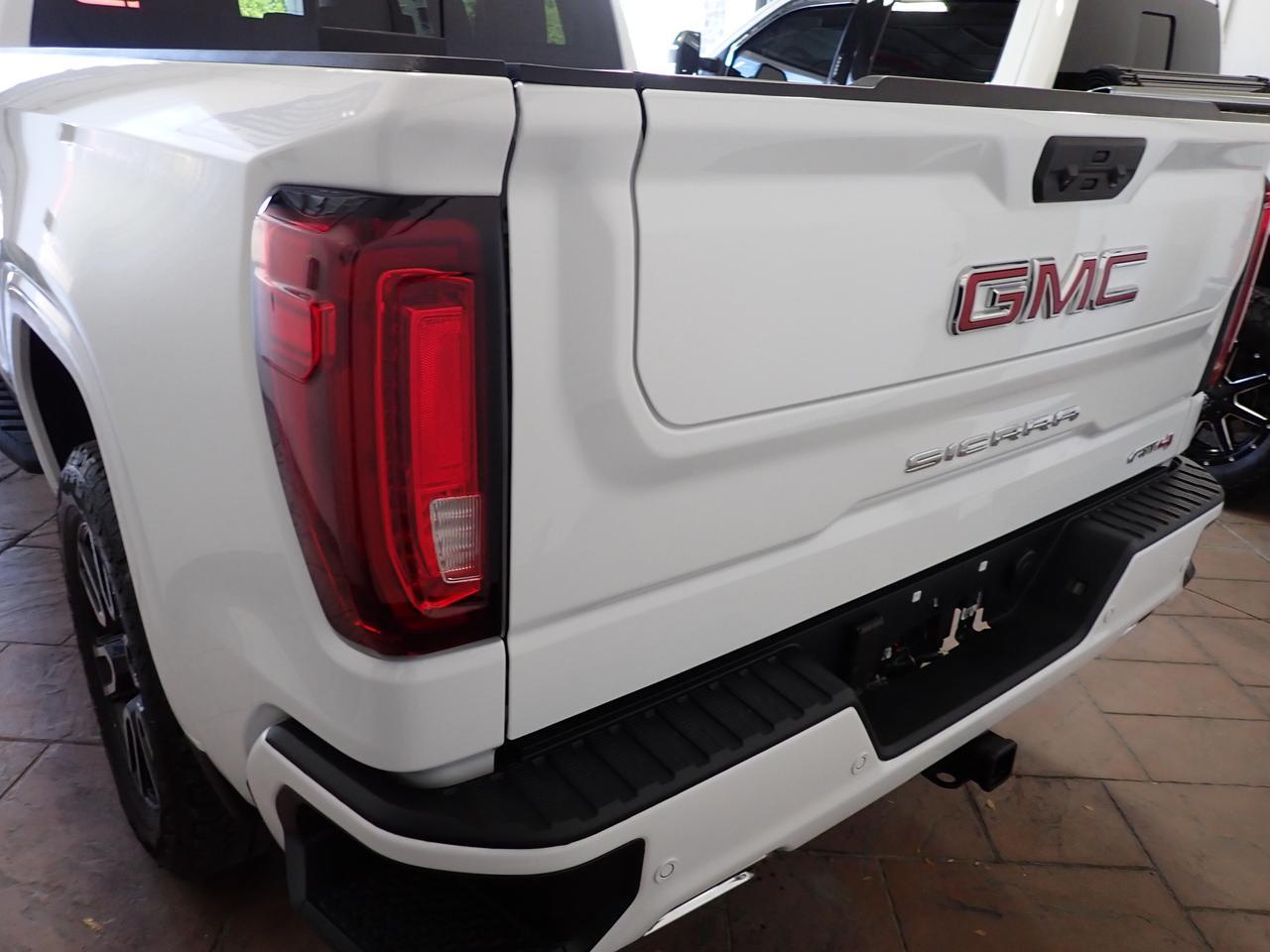 2026 GMC Sierra 1500 AT4 4WD CREW CAB LEATHR NAVI SUNROOF Listowel ON
