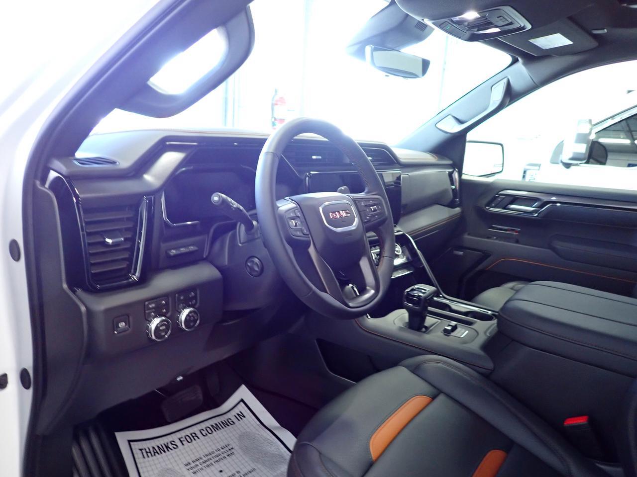 2026 GMC Sierra 1500 AT4 4WD CREW CAB LEATHR NAVI SUNROOF Listowel ON