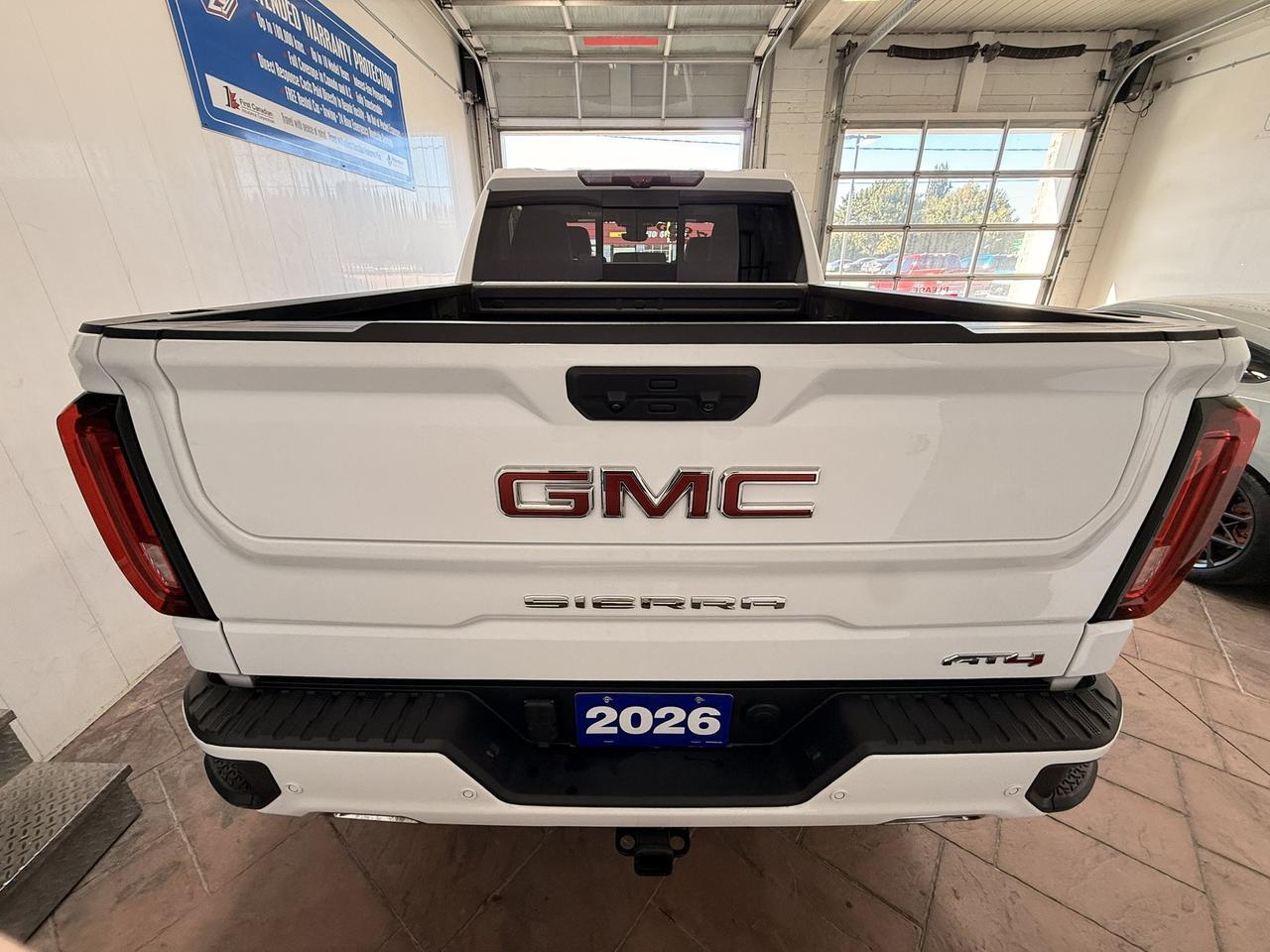 2026 GMC Sierra 1500 AT4 4WD CREW CAB LEATHR NAVI SUNROOF Listowel ON