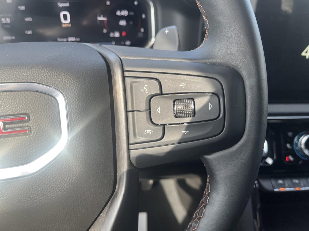 2026 GMC Sierra 1500 AT4 Crew Cab 4WD 3.0L DuramaxDiesel Premium TechnologyPkgs w/Sunroof BedViewCamera RrCamMirror Saukville WI