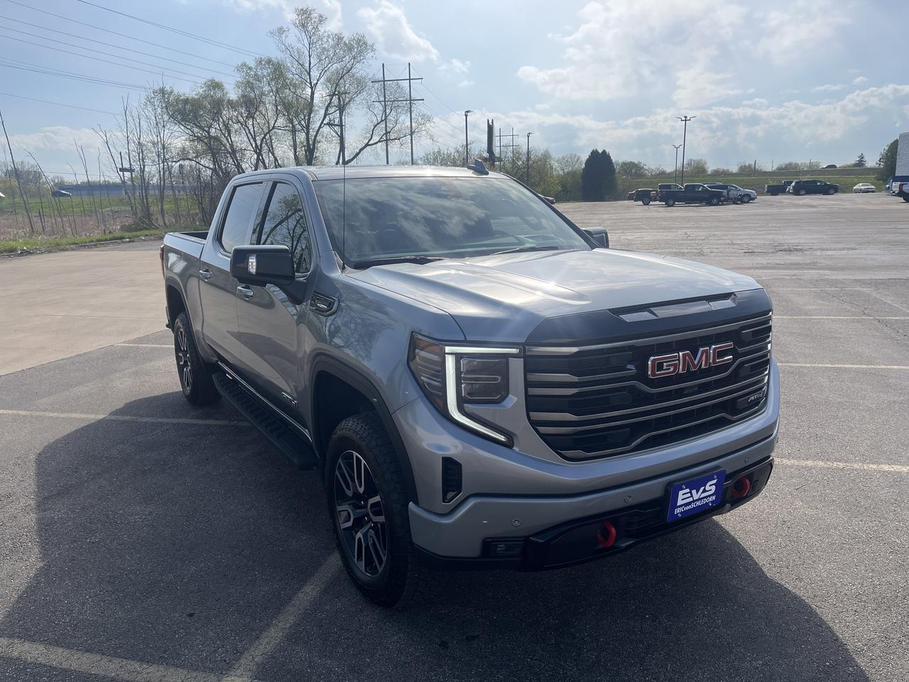 2026 GMC Sierra 1500 AT4 Crew Cab 4WD 3.0L DuramaxDiesel Premium TechnologyPkgs w/Sunroof BedViewCamera RrCamMirror Saukville WI