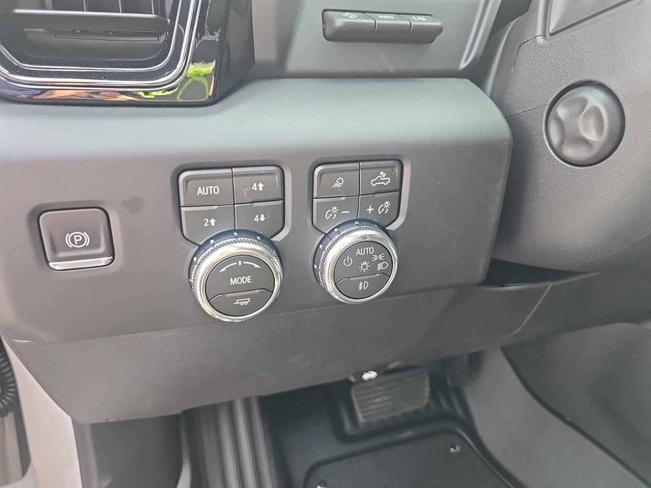 2026 GMC Sierra 1500 AT4X Fredericksburg VA
