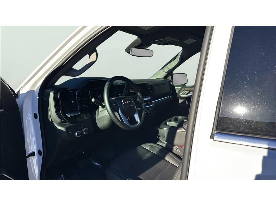 2026 GMC Sierra 1500 Crew Cab SLT Pickup 4D 5 3/4 ft Folsom CA