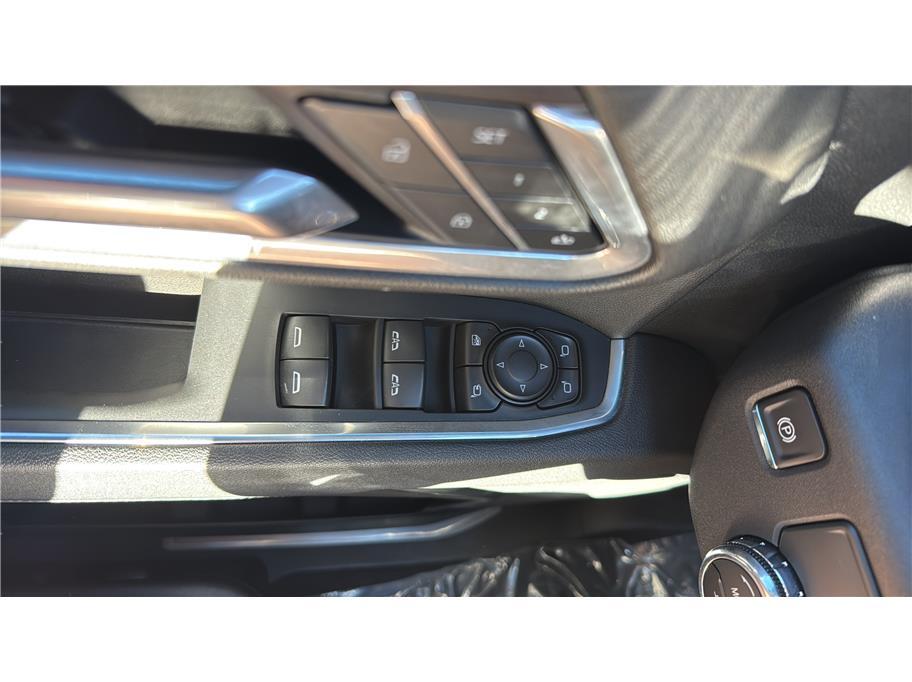 2026 GMC Sierra 1500 Crew Cab SLT Pickup 4D 5 3/4 ft Folsom CA