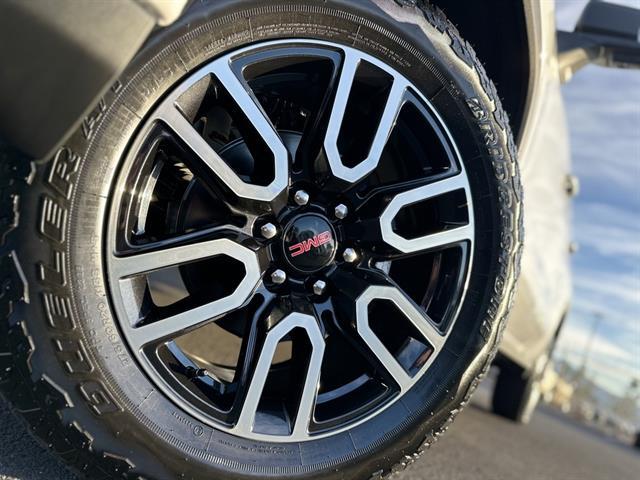 2026 GMC Sierra 1500 Crew Cab, Short Bed, AT4, 4WD