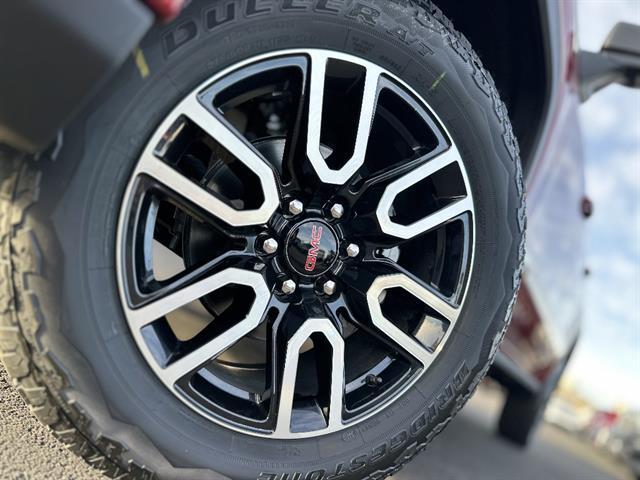 2026 GMC Sierra 1500 Crew Cab, Short Bed, AT4, 4WD